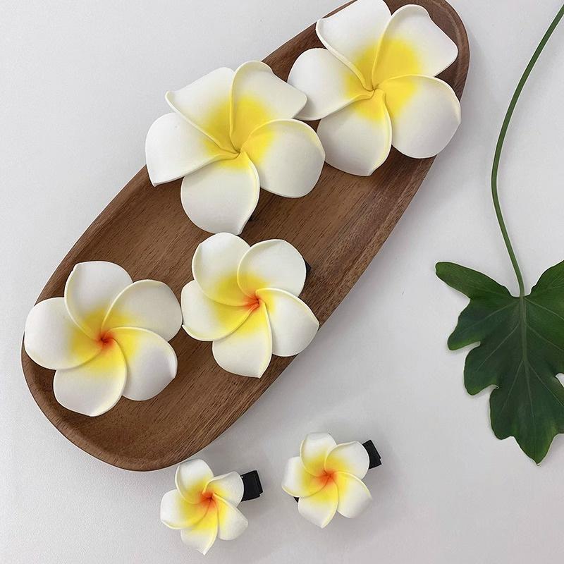 Product Introduction of 3PCS 9cm/7cm/5.5cm Plus Size Plumeria Flower Hair Clips For Girls Women Hairpins Egg Flower Barrette Hawaiian Wedding Artificial Headwear Gaya Y2K Clips 12