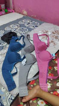 Product Review of 3PCS BH BRA JUMBO CUP BESAR  BRUKAT EMBOS TANPA KAWAT  SIZE 36-46 from I**a L**a 0