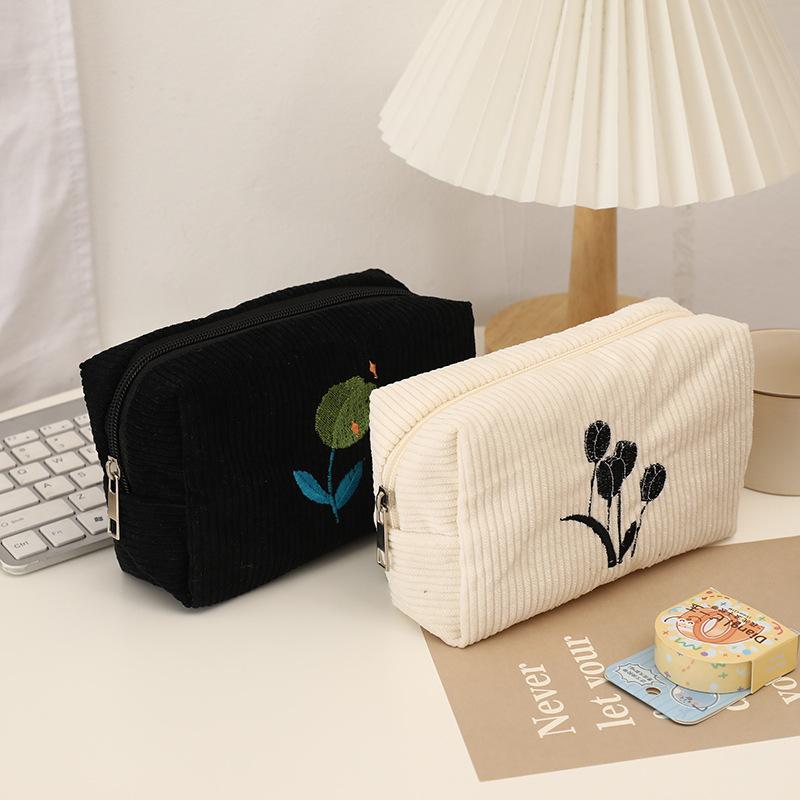 Product Introduction of Túi Đựng Mỹ Phẩm Di Động Cho Nữ, Túi Đựng Đồ Du Lịch Phong Cách Hàn Quốc, Thêu Hoa Bag Da Kem 16