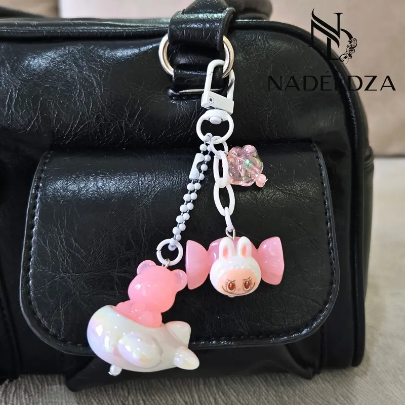 Nadeldza Mini Strap Chain Bag Charm Labubu Pesawat / Gantungan Tas Hp Karakter Labubu Lucu 5