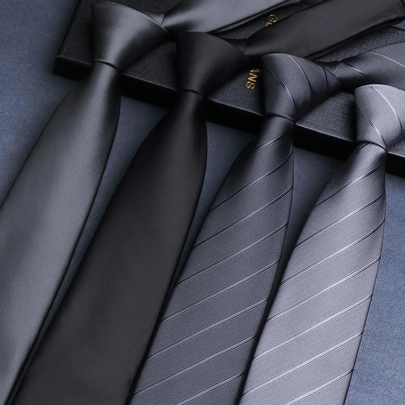 Bao bì hộp quà tặng kèm túi tote miễn phí Bộ Cà Vạt Đen Cho Nam Trang Phục Trang Trọng Công Sở Cao Cấp Bộ Đồ Chú Rể Đám Cưới Màu Xám Làm Bằng Tay Thiết Kế Sọc Cổ Điển Vải Cao Cấp Tay Nghề Tinh Tế Nổi Bật Phong Cách Thanh Lịch