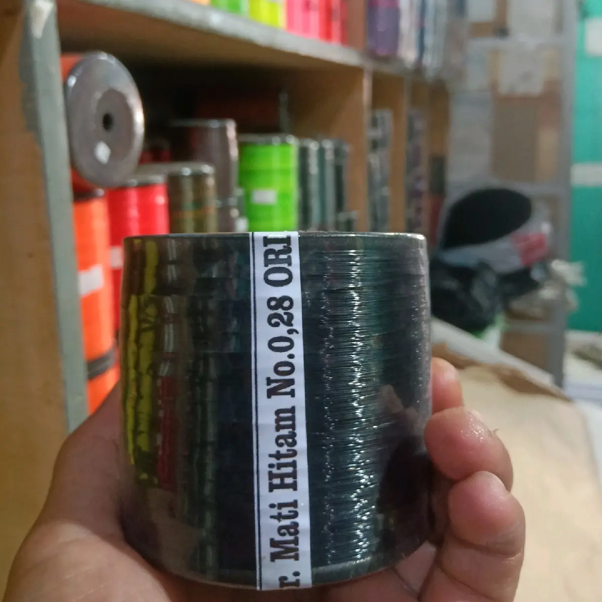 SENAR MATOT ORIGINAL WARNA HITAM PANJANG BENANG 3000YARD SIZE 028