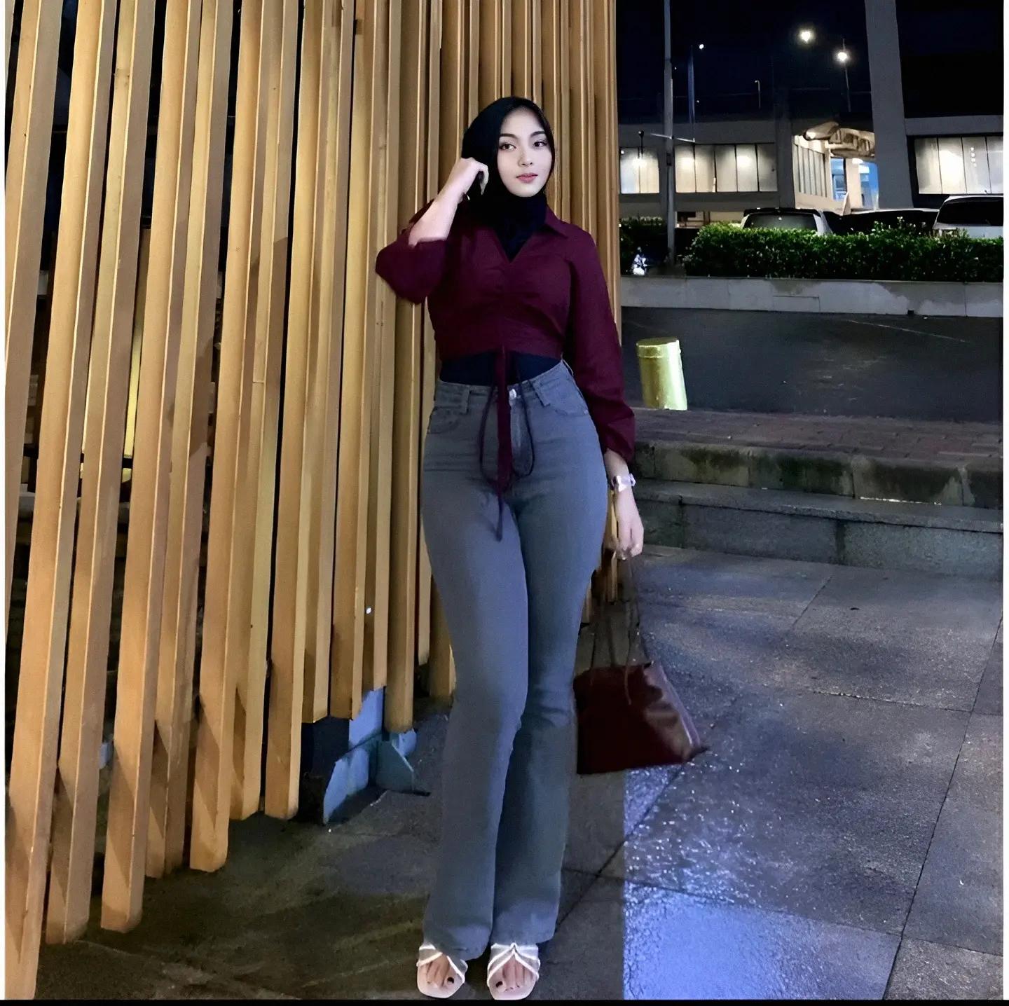 Highwaist Cutbray Jeans Wanita Celana Panjang Melar Karet Hitam