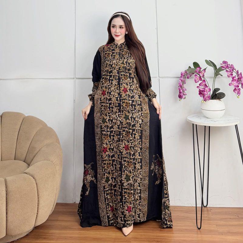 Gamis Twill Busui Friendly Ori Baju Muslim Wanita Maxi Dress Model Full Kancing Depan Ibu Menyusui Lingkar Dada 115 cm Ujung Lengan Panjang Tangan Berkaret Bahan Rayon Premium Super Tebal Panjang Gaun Semata Kaki Klok Mekar Motif Batik Terbaru Kekinian