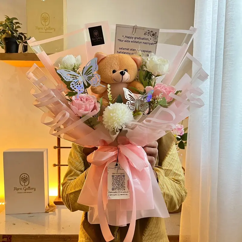 Buket Bunga dan Boneka ReRe Gallery 40x30cm untuk Hadiah ulang tahun, Kado Ultah, kado aniv, kado valentine, hadiah wisuda 1