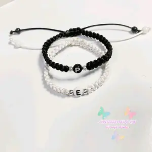 GELANG RAJUT INISIAL HITAM & PUTIH / BISA PULIH HURUF / A-Z / GELANG TALI ANYAM MODEL RAJUT / GELANG COUPLE INISIAL NAMA HITAM PUTIH