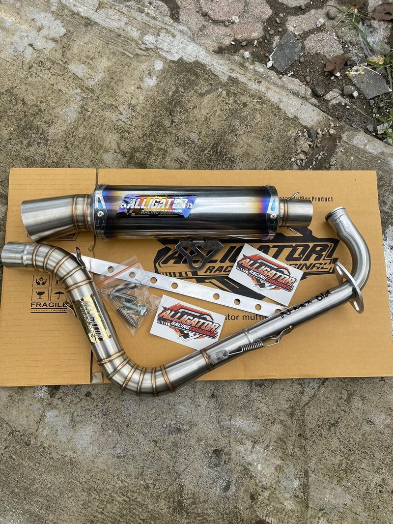 Product Introduction of Knalpot Samlong Original Alligator Halfblue New Emblem [ inlet 38 mm ] free triplat Nmax Aerox Beat Mio Scoopy Vario Pcx lexy Xride fino Fazio Freego dll Bracket Laser Motor Motorcycle 8