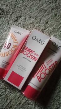 Product Review of OMG Oh My Glow - Bright Booster Glow Kit Paket Perawatan Wajah untuk Kulit Tampak Glowing, Mencerahkan, Tampak Sehat, Menjaga Skin Barrier, Mengandung Niacinamide , Peptide, Vitamin C - Sabun Pembersih Wajah, Moisturizer, Sunscreen from n**a 1