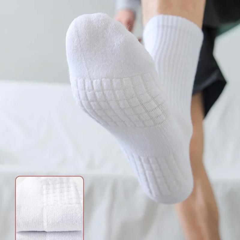 Product Introduction of Solid color basketball ladies men's socks sports running towel bottom thickened black and white couples socks 4