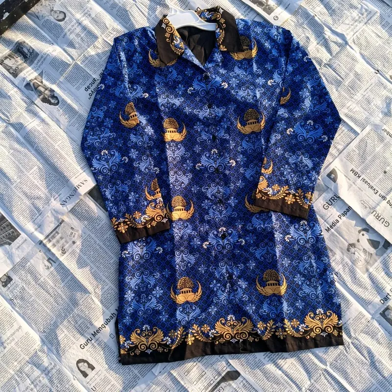 Seragam Korpri Terbaru 2023 Pria dan Wanita Lapis Furing Kerah Hitam Katun 40s Atasan Batik Baju Panjang Motif 5