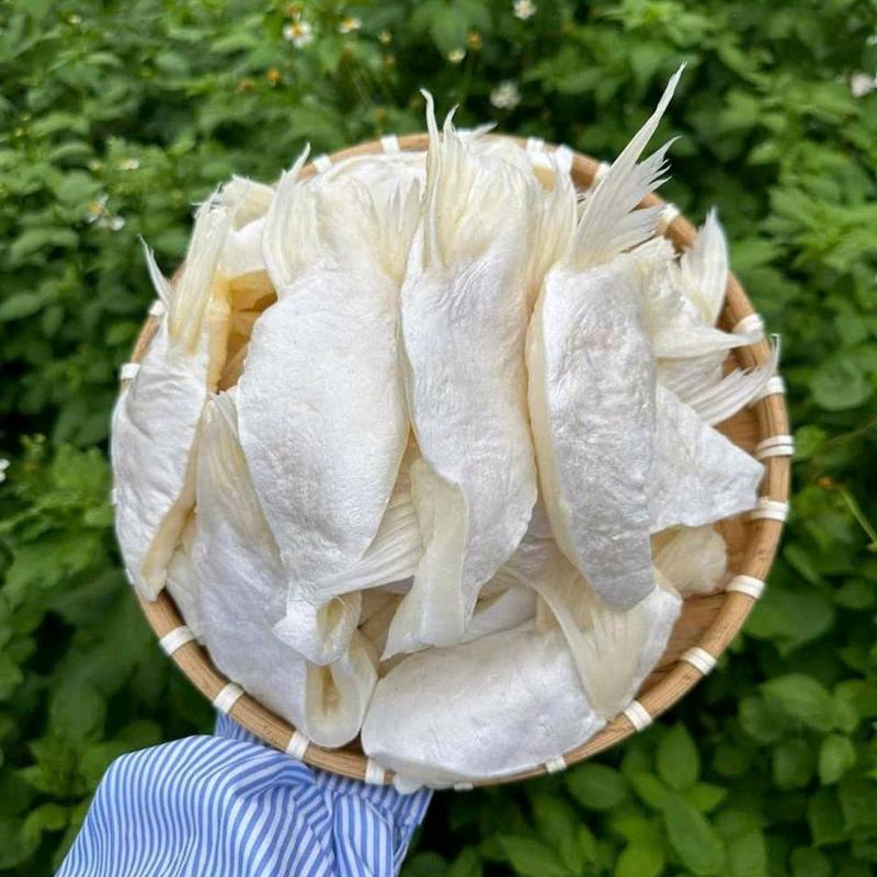 Khô ức cá Dứa vị mặn chiên ăn với cơm