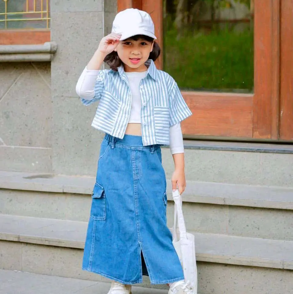 Rok jeans cargo (3-5th) ONLY ROK TANPA KEMEJA