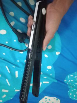 Product Review of Catokan Rambut Kemei 2139 Catokan Rambut 2in1 Ceramic berkualitas Meluruskan Hitam Straightener from E**k 1