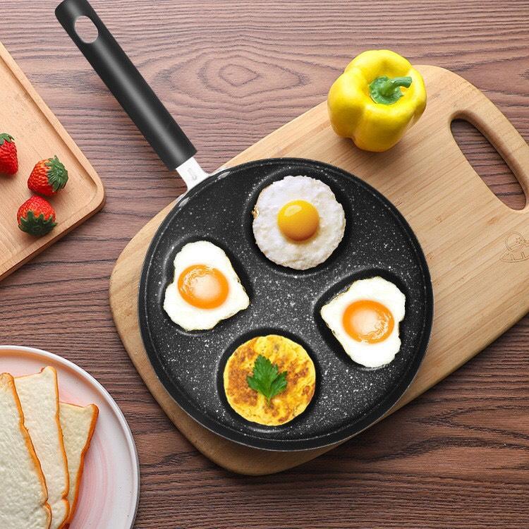 Chảo chiên ốp trứng 4 ngăn chống dính dùng được với bếp từ