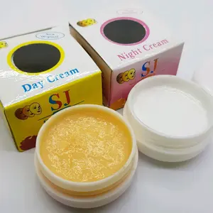 Sin Jung Topeng Krim Siang dan Malam Pelembab Wajah