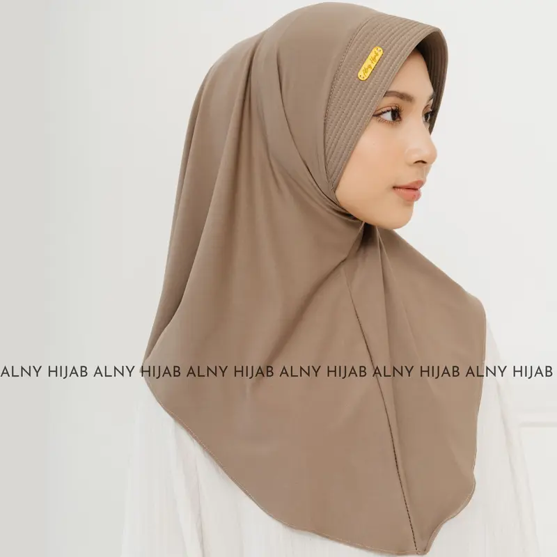 Hijab Bergo Hamidah Label Gold Size M Hijab Instan Bahan Jersey Jilbab Instan Nutup Dada 0