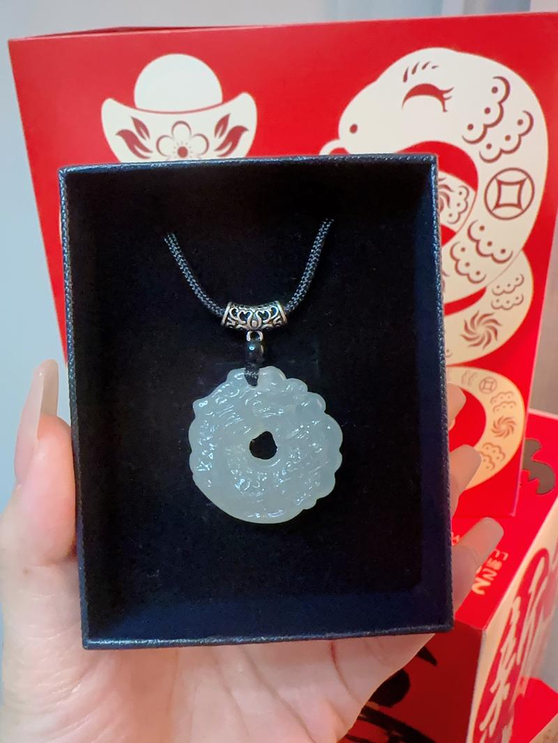 Product Introduction of Live broadcast room photo link pendant 1