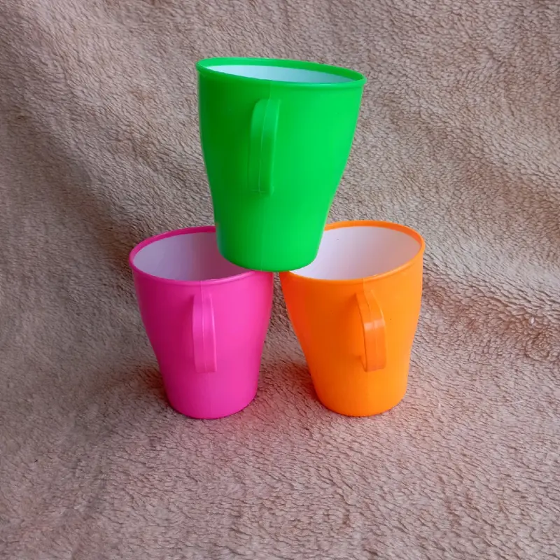 Gelas (1 paket isi 3) gelas plastik merk calista 3