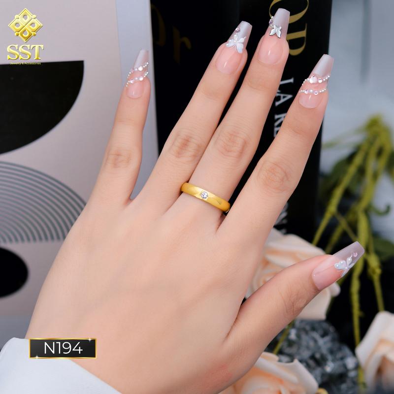 Nhẫn Kiểu Dành Cho Cặp Đôi Titan SST Trơn Đính Đá Thanh Lịch Không Đen Gỉ N194