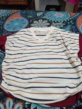 Product Review of V-NECK CROP STRIPE KERUT- Top tee Garis salur Kaos Atasan basic Katun Leher V Wanita Cotton Combed 30s Premium Lerist T-Shirt Polos Baju Pendek from W**a 3