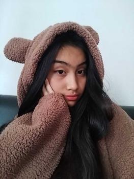 Product Review of Sweater Hoodie Crope V Bear Sherpa Bulu Domba Fit Wanita Tebal Oversize Cream from ￶**￶ 0