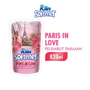 Soklin Softener Pelembut dan Pewangi Pakaian Paris in Love 820ml