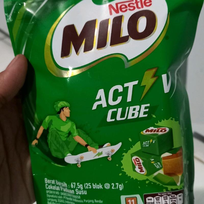 NESTLE MILO ACTIVE CUBE KEMASAN 2,7g / 25blok Chocolate Cemilan jajan Cokelat 4