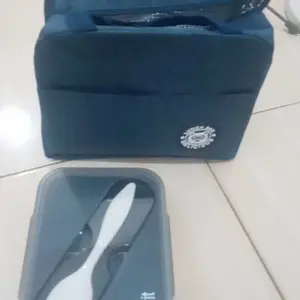 Eatkit Kotak Makan 900ml & Tas Bekal Navy Biru Cangkir Soup Wheatstraw Anti Panas BPA Free Eco-Friendly Set Bekal Multicolor Trendy 2025 Bento dengan Sendok Garpu Kitchenware