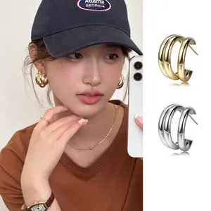 EAR PARTNER-925 Jarum Perak Anting-anting dengan kesan logam dan gaya minimalis, desain unik, anting-anting  mewah untuk wanita, terbuat dari perak dengan jarum perak, aksesoris telinga terbaru, produk terlaris.