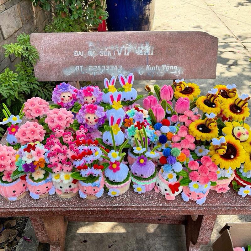 Chậu Hoa Kẽm Nhung Làm Sẵn - Trang Trí Bàn Học & Làm Việc - Quà Tặng Tốt Nghiệp & Lễ Hội - Sản Phẩm Thủ Công Tỉ Mỉ & Ý Nghĩa