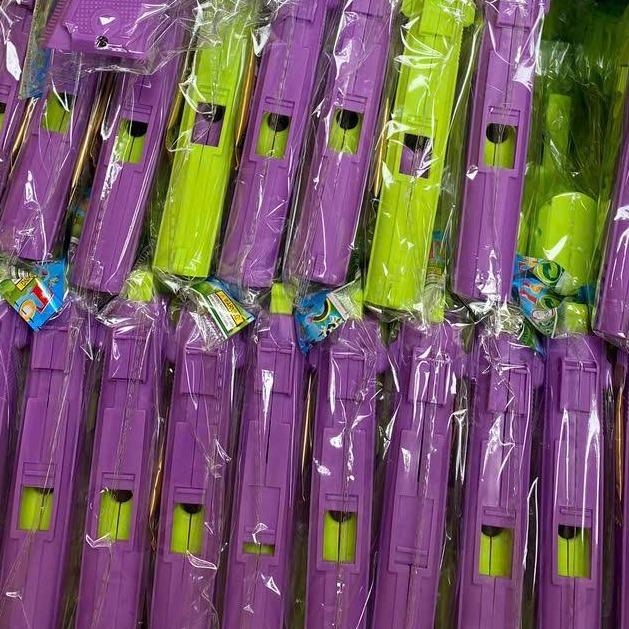 Đồ chơi cà rốt Nhựa ABS vô tri phun nước mùa hè  giảm stress cho bé