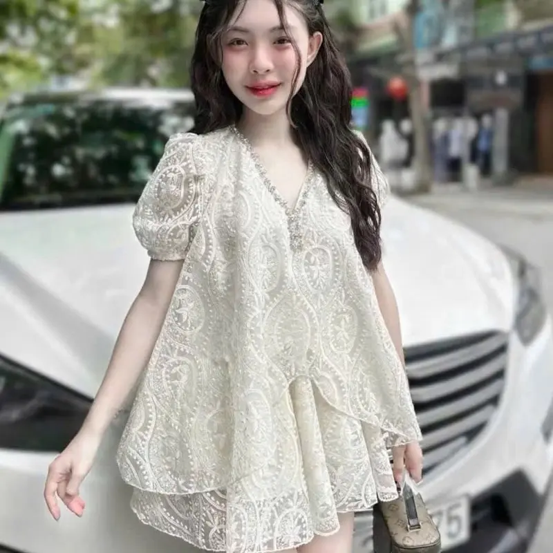 Sét ren hoa cổ đá tay bồng tiểu thư siêu xinh vải ren hoa lót 2 lớp mặc cực xinh by Ku 2