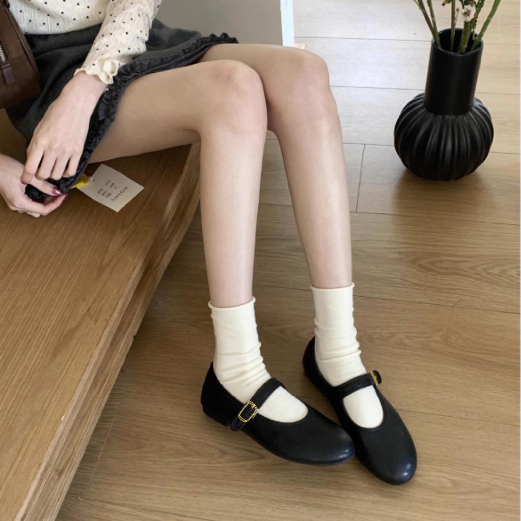 Darius Sandal Wanita sandal sepatu wana raretvel Kekinian Feminim Flat shoes Tali Pita Anti Slip SolAnti Selip Material Premium Desain ModernElegan sandal formal wanita
