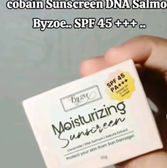 cream byzoe glow MOISTURIZING SUNSCREEN PINK