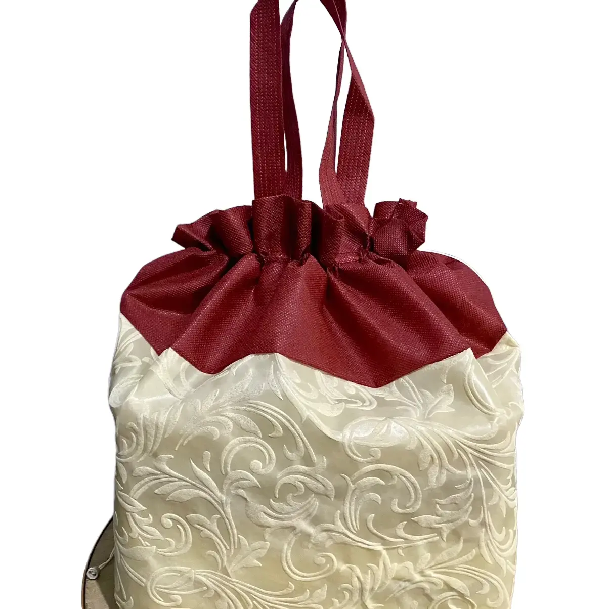 (1 PACK = 60 PCS) GOODIE BAG TAS HAJATAN EMBOS SERUT 70 GSM 22x22 TINGGI 30 CM / TAS HAJATAN SERUT / TAS SPUNBOND / TAS BELANJA kresek berkat hajatan abu\ kain white swing Parcel