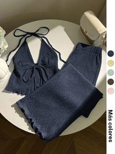 Conjunto para mujer: top halter texturizado y pantalón de pierna ancha, cuello en V profundo, lazada frontal, cintura elástica, bajo con volantes, tejido de punto fruncido con alta elasticidad, ideal para diario, vacaciones, playa y citas.