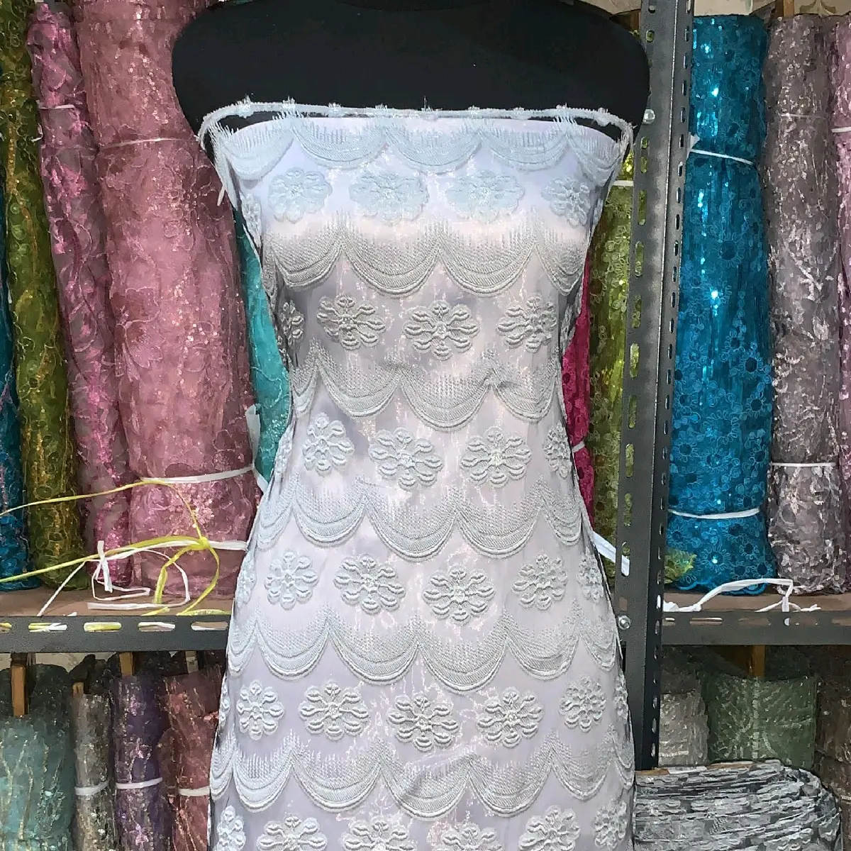 organdy jacquard bunga kecil cantik baru 36