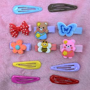 BROCHES Y PASADORES PARA CABELLO EN DIFERENTES FORMAS Y COLORES 01Y-6