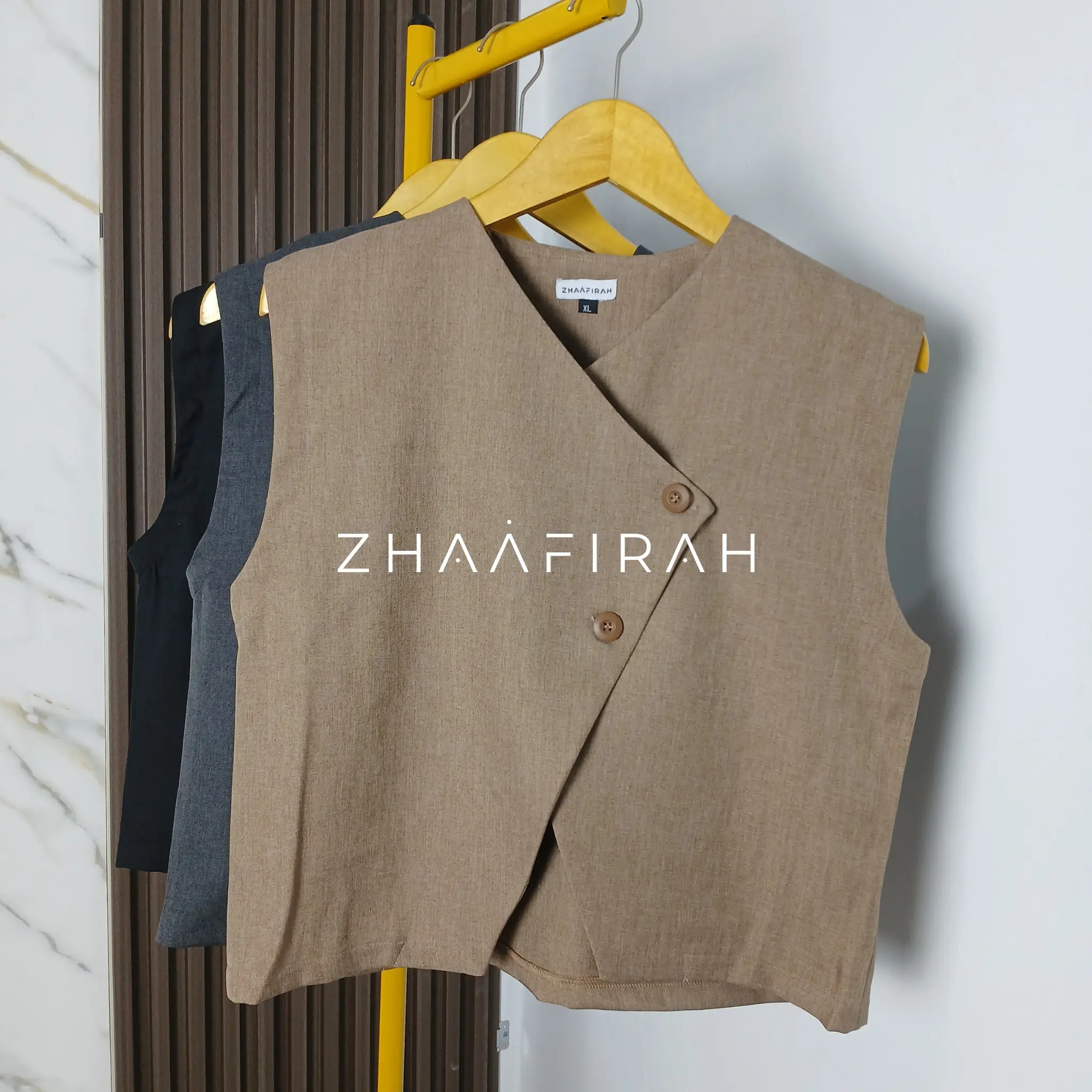Vest Premium Rompi Wanita Rompi Simple - Outer Tanpa Lengan Santai - Rompi Casual Wanita - Vest Big Size Wanita jumbo - Hangout - Luaran - Ootd hijab Basic Atasan - Semi Wool Tebal Tebal Hitam