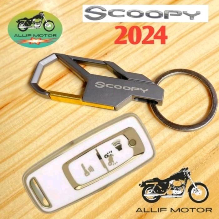 Cover Remote Scoopy 2024 - 2025 Silikon Remote Scoopy New Plus Gantungan Kunci Bahan Premium 2