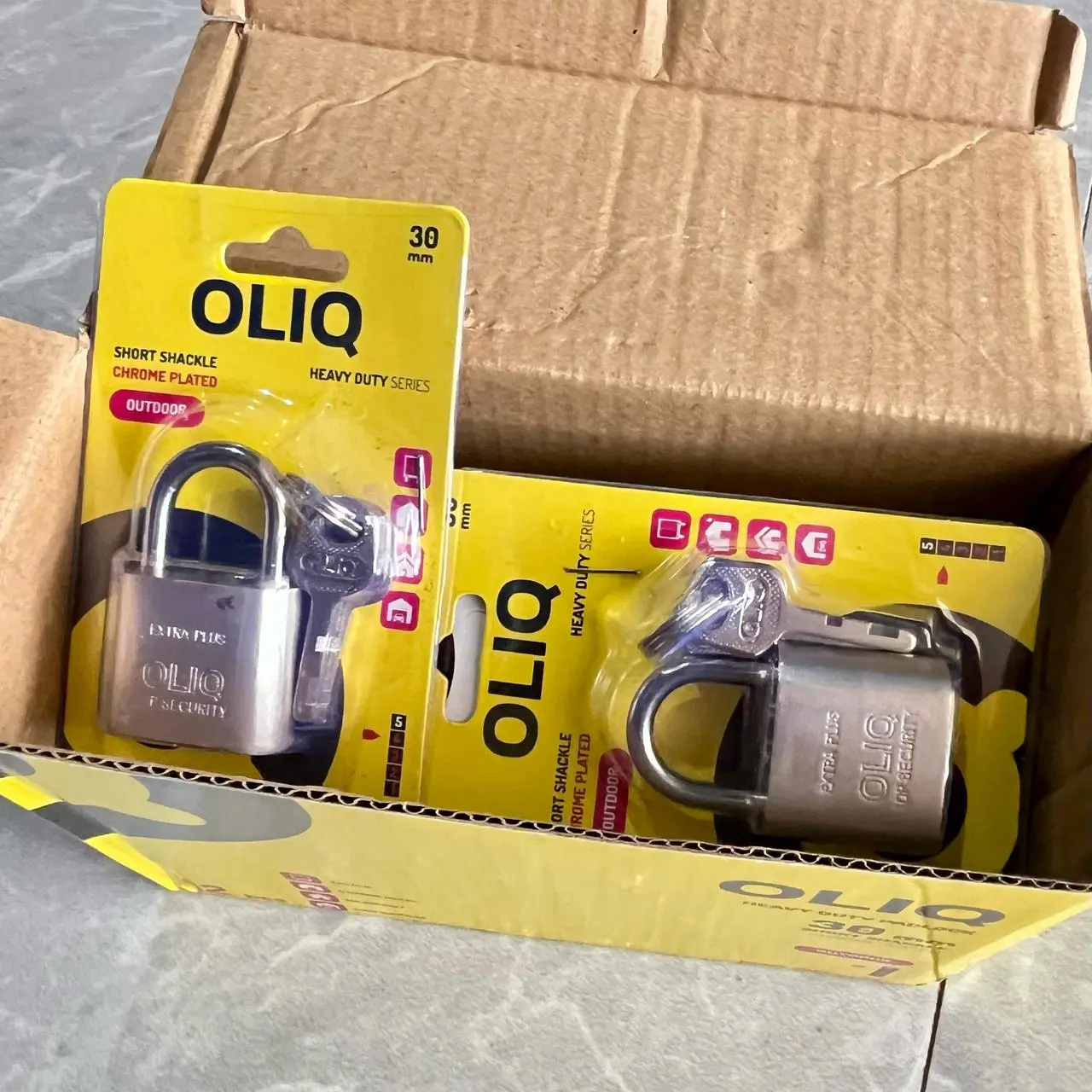 Grosir Gembok Putih Nekel Besi Stainlees Panjang-Pendek 30mm Bonuci Oliq - isi 12 pcs