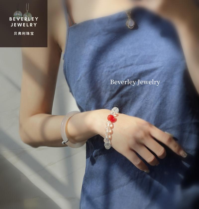 Product Introduction of Beverley Jewelry-Natural white crystal bracelet, raw stone, magnetic field purification, good fortune, simple, high-end, light luxury, niche, for gift, for bestie. agate crystal  bracelet 21