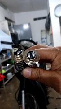 Product Review of ORIGINA LAMPU MOTOR LED H6 LASER 2 WARNA LAMPU MOTOR UNIVERSAL AC DC LASER GUN Motorcycle from C**s P**a 0