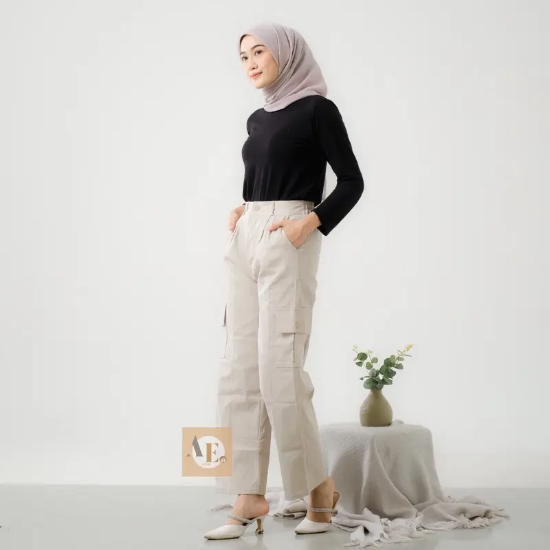 AESTORE - Zena Celana Kulot Cargo Panjang Wanita Highwaist Premium Berkancing Rasleting Bahan Twill Combad Premium Kekinian Korean Style Kantong kanan kiri pinggang belakang Karet  celana panjang Kerja Bawahan Basic Formal Samping Kantor Nyaman outfit 1