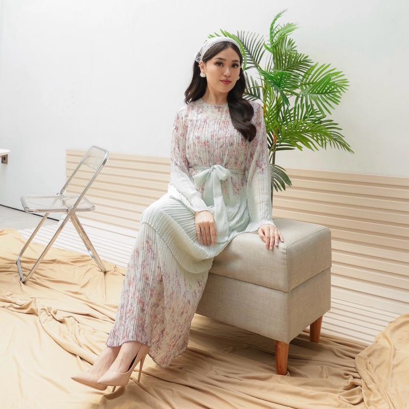 Chesi Pleats Dress Wanita 3