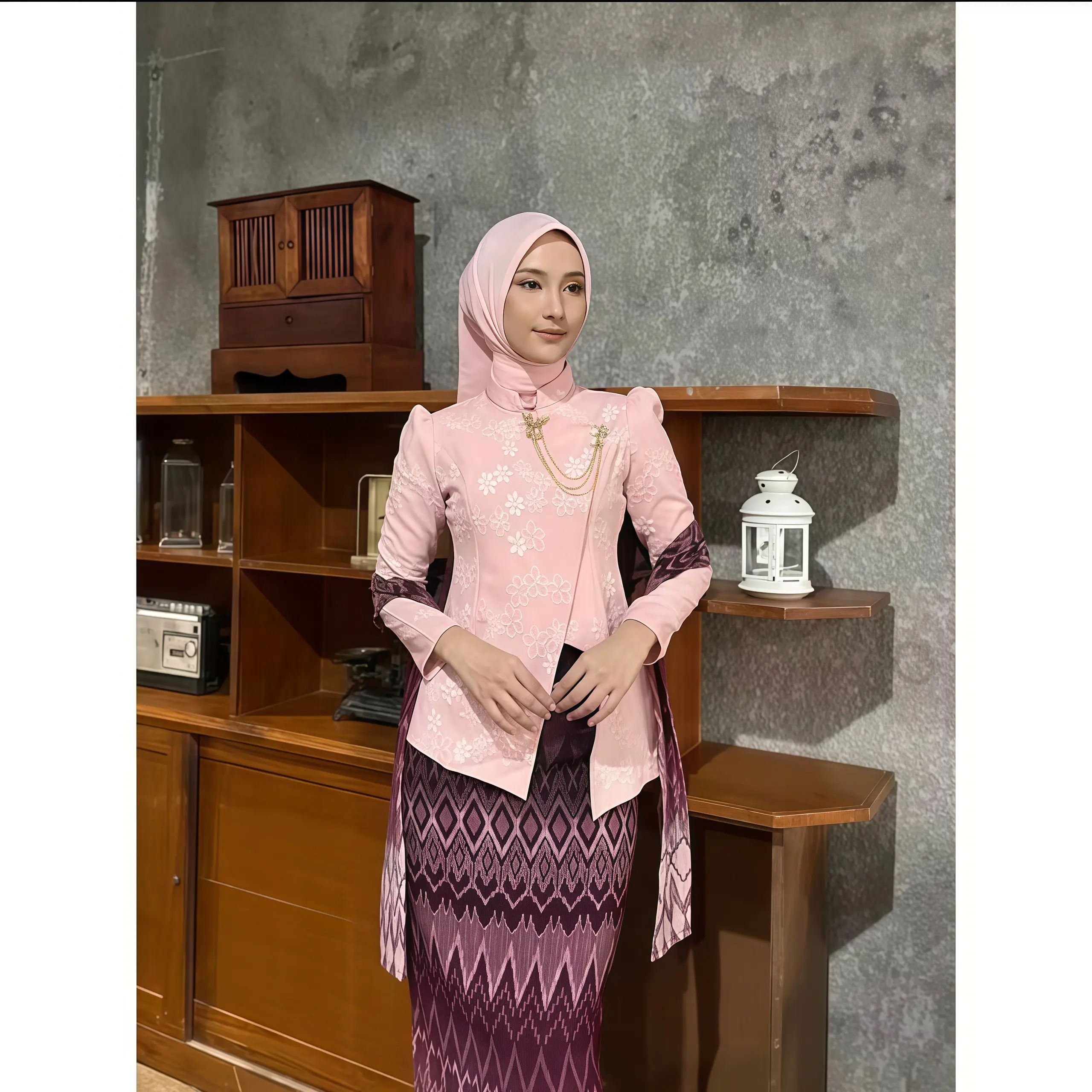 Rok+Selendang Rose
