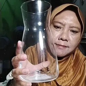 Vas Bunga Kaca Cantik | Vas Kaca Bening Hiasan Meja Tamu