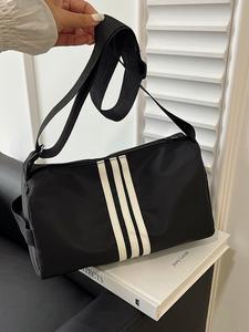 Bolsa unisex para gimnasio y uso diario, estilo deportivo casual, de gran capacidad y diseño sencillo; mochila versátil para fitness y moda, que se puede llevar al hombro o cruzada en el cuerpo.