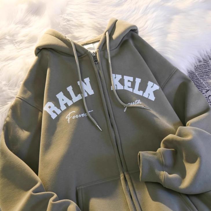Jaket Hoodie RALN KELK Zipper Unisex Casual Street Lengan Panjang Pullover Resleting Fleece Pria Wanita Lembut Terbaru Kekinian Keren Remaja Distro Suwiter Jaket Hoodie RALN KELK Zipper Unisex Casual Street Lengan Panjang Pullover Resleting Fleece Pria Wanita Lembut Terbaru Kekinian Keren Remaja Distro Suwiter