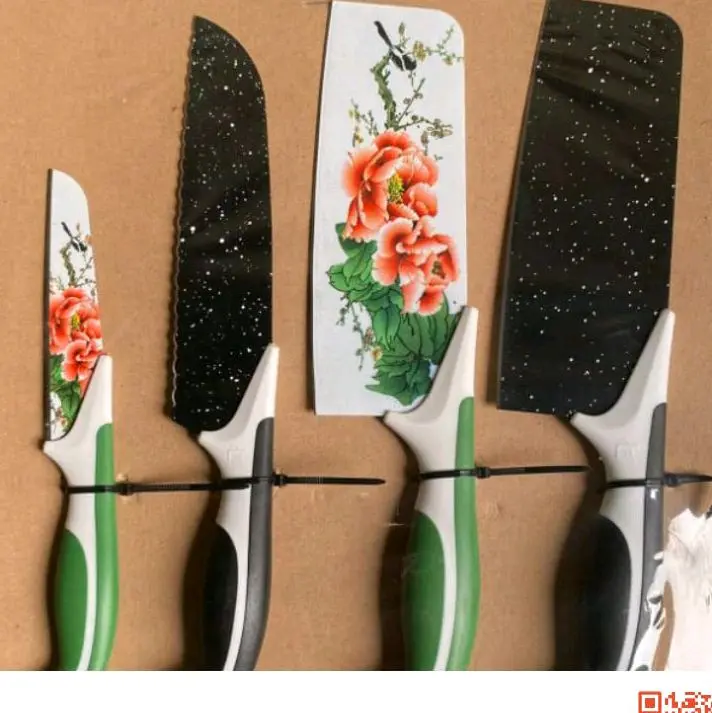 piso dapur berkarakter tajam 1set 4pcs
